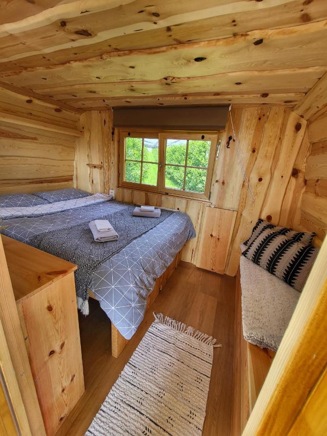 Unique Wooden Holiday House In Nature Lukovica pri Domzalah Luaran gambar