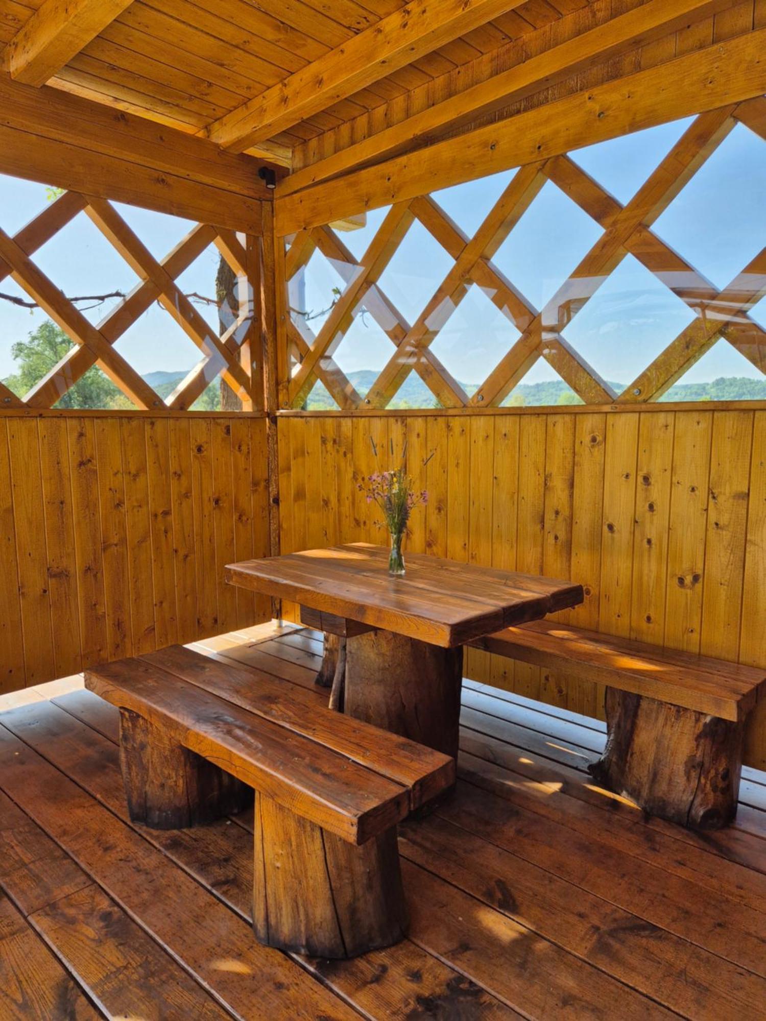 Unique Wooden Holiday House In Nature Lukovica pri Domzalah Luaran gambar