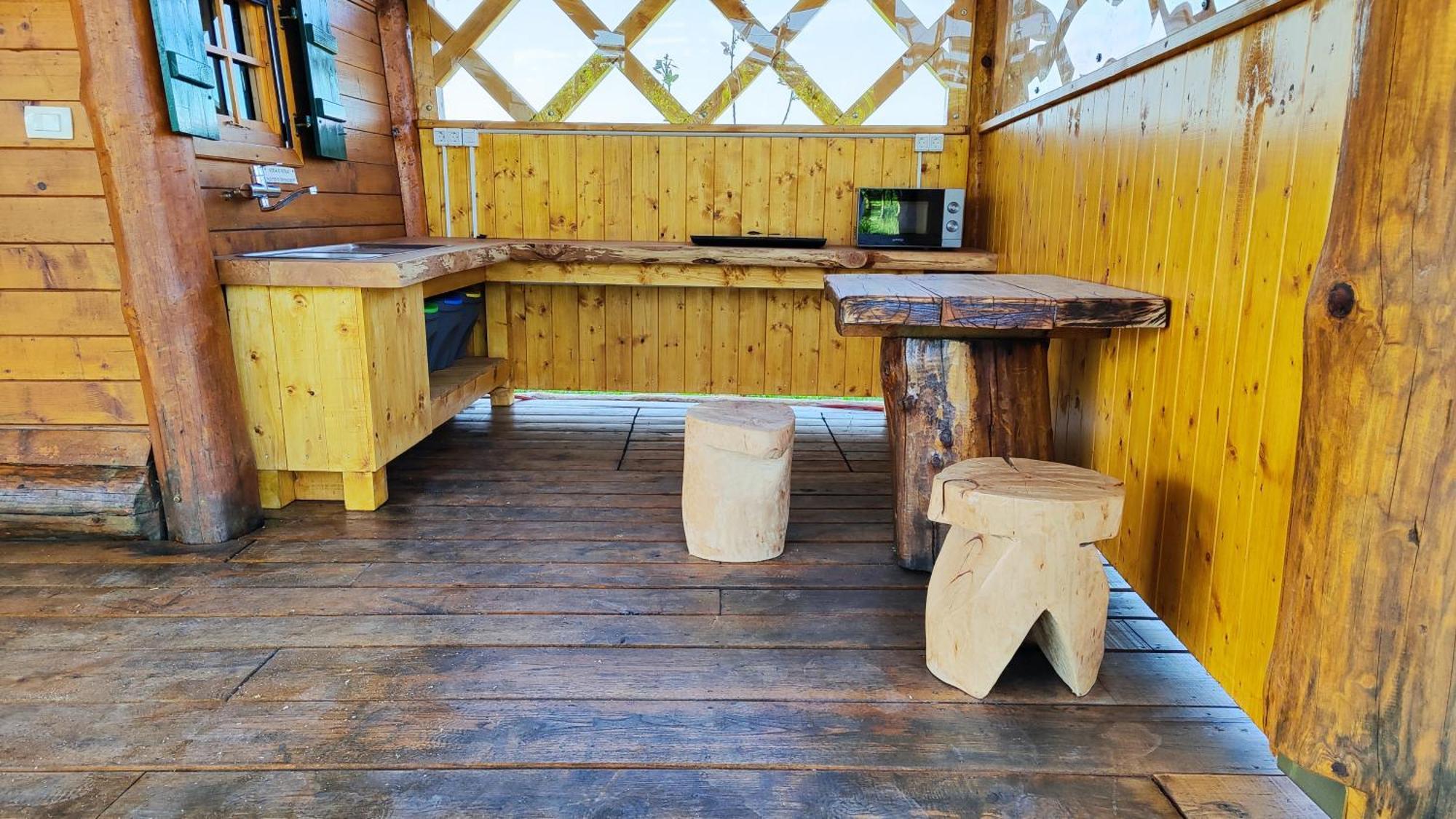 Unique Wooden Holiday House In Nature Lukovica pri Domzalah Luaran gambar